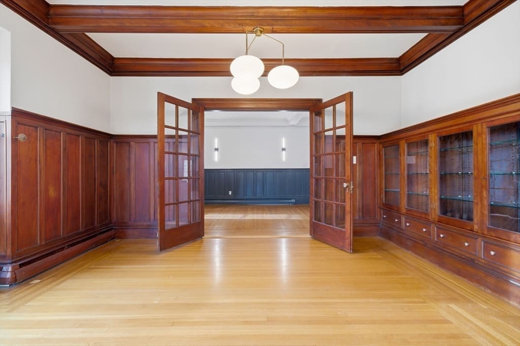 2 Ocean Avenue, Swampscott MA 01907 photo 11