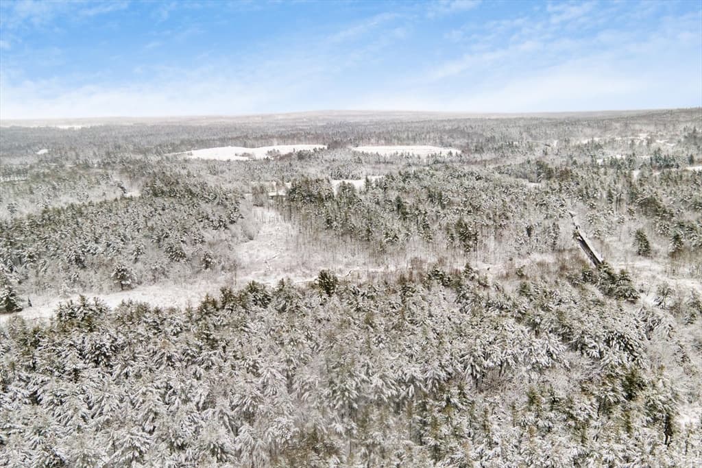 Single Family Residence at 750 Teel Rd, Winchendon MA 01475, Winchendon, photo 11 of 41