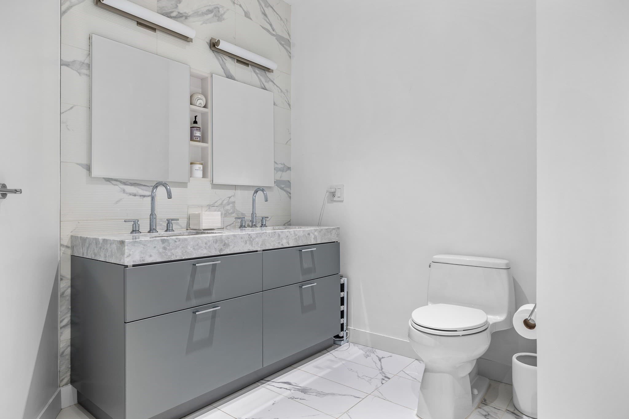 Condominium at 300 Pier 4 Blvd, Boston MA 02210, photo 12 of 28