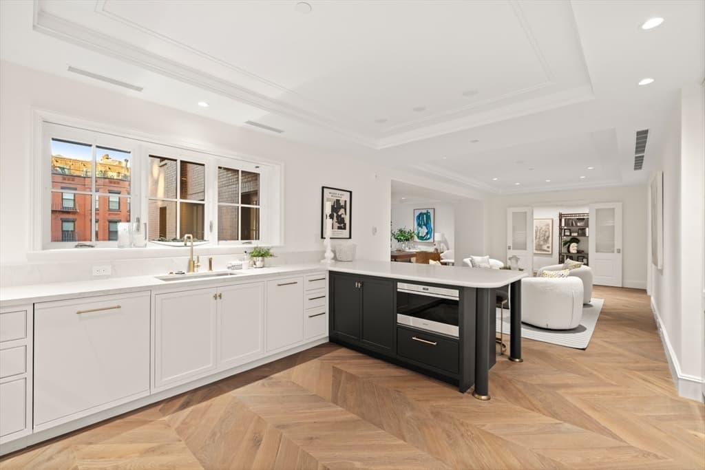 Condominium at 397 Commonwealth Avenue # 2, Boston MA 02215, photo 12 of 23