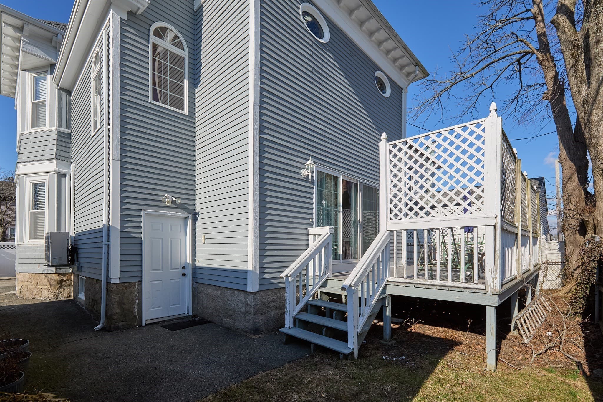 Single Family Residence at 301 Madison, Fall River MA 02720, photo 4 of 40