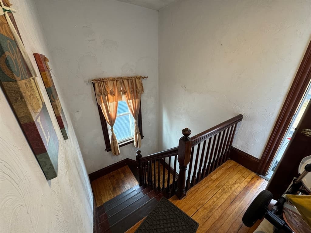 3 Family at 27 Harlow St, Worcester MA 01605, Worcester, photo 17 of 32