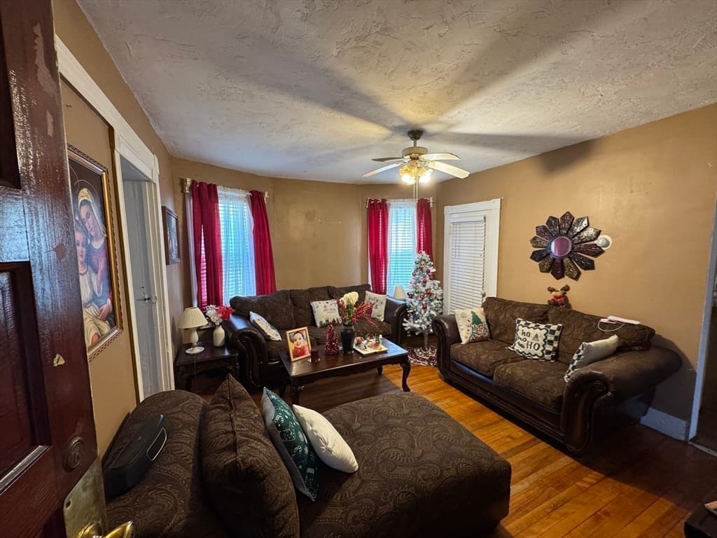 3 Family at 27 Harlow St, Worcester MA 01605, Worcester, photo 24 of 32