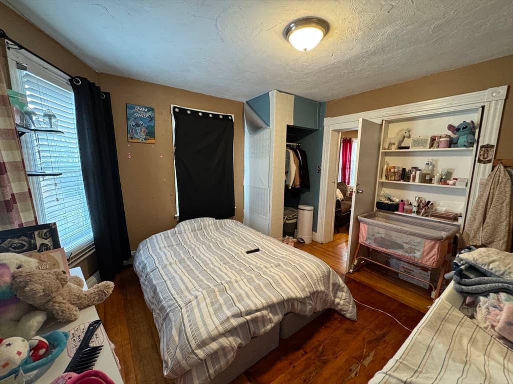 3 Family at 27 Harlow St, Worcester MA 01605, Worcester, photo 15 of 32