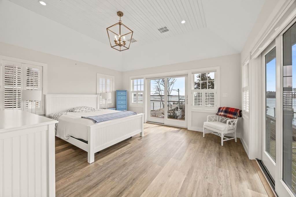 Single Family Residence at 33 Oyster Place Road, Barnstable MA 02635, Barnstable, photo 17 of 30