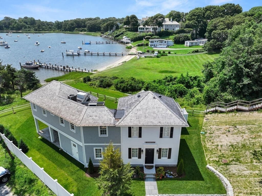 33 Oyster Place Road, Barnstable MA 02635