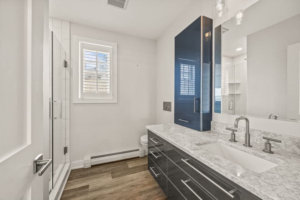 Single Family Residence at 33 Oyster Place Road, Barnstable MA 02635, Barnstable, photo 11 of 30
