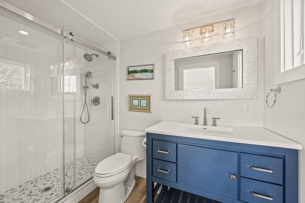 Single Family Residence at 33 Oyster Place Road, Barnstable MA 02635, Barnstable, photo 19 of 30