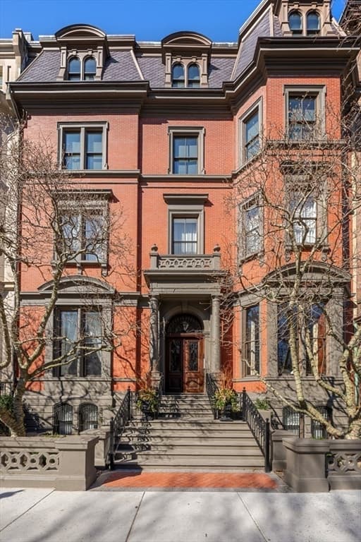 Condominium at 3 Commonwealth Avenue # 1, Boston MA 02116, photo 27 of 30