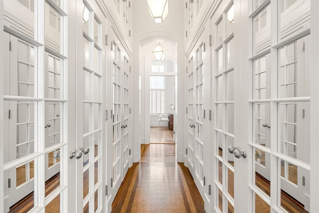 Condominium at 3 Commonwealth Avenue # 1, Boston MA 02116, photo 18 of 30