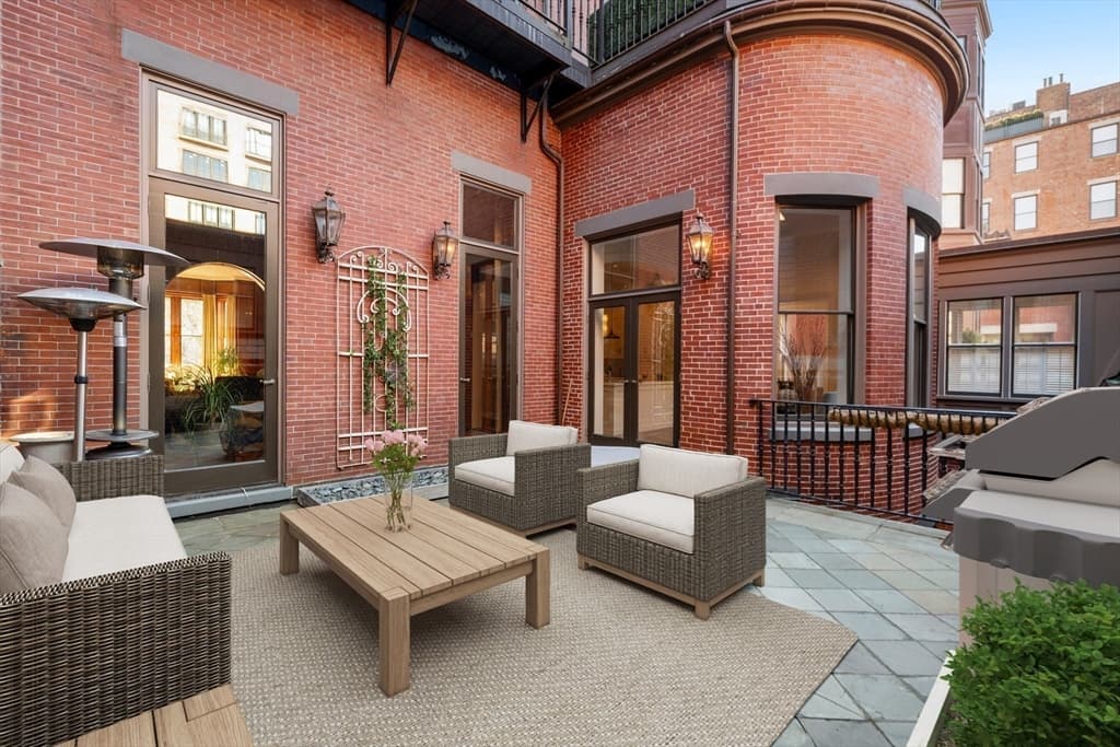 Condominium at 3 Commonwealth Avenue # 1, Boston MA 02116, photo 15 of 30
