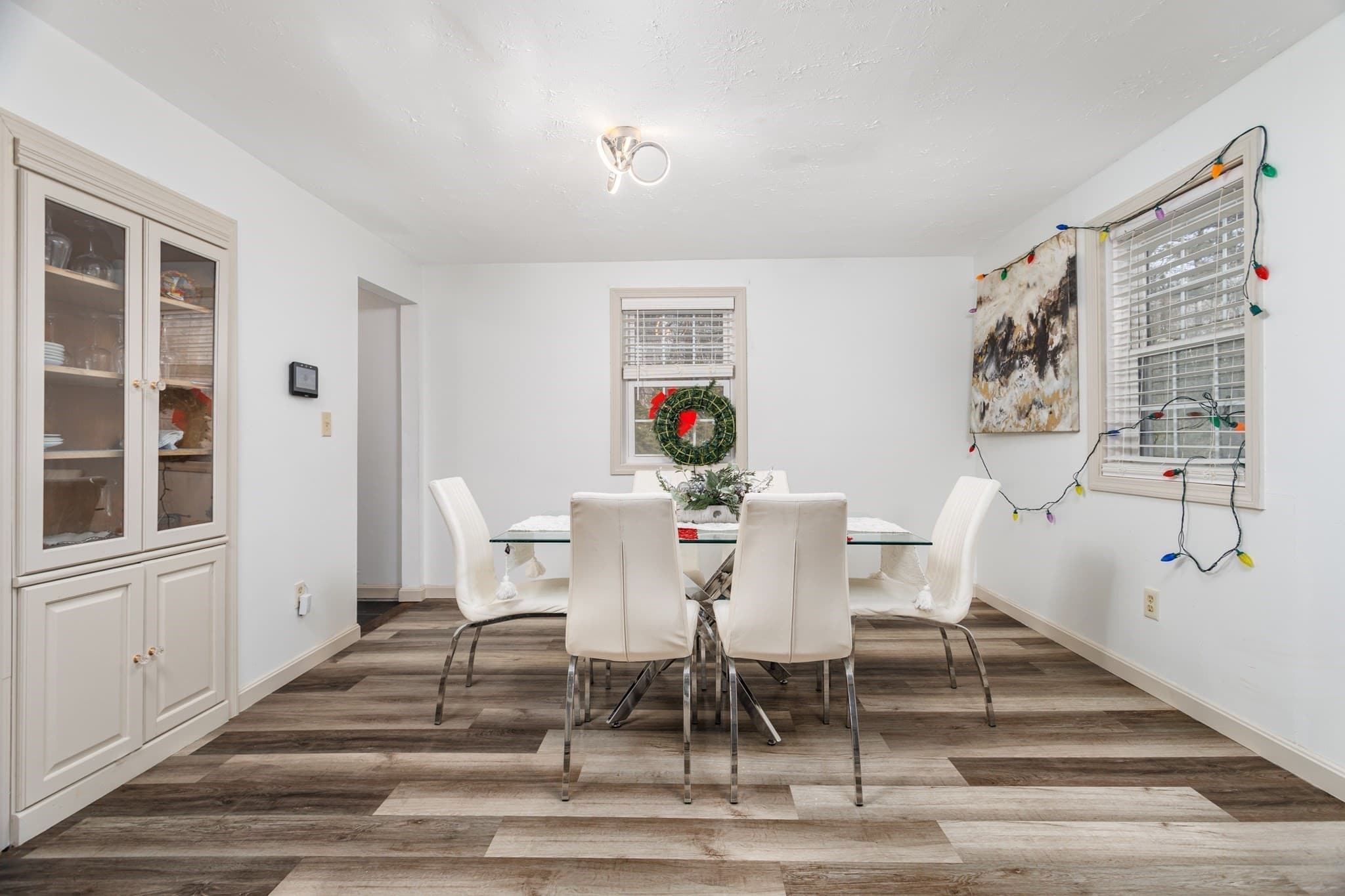 Single Family Residence at 28 Holly Drive, Gardner MA 01440, photo 10 of 32