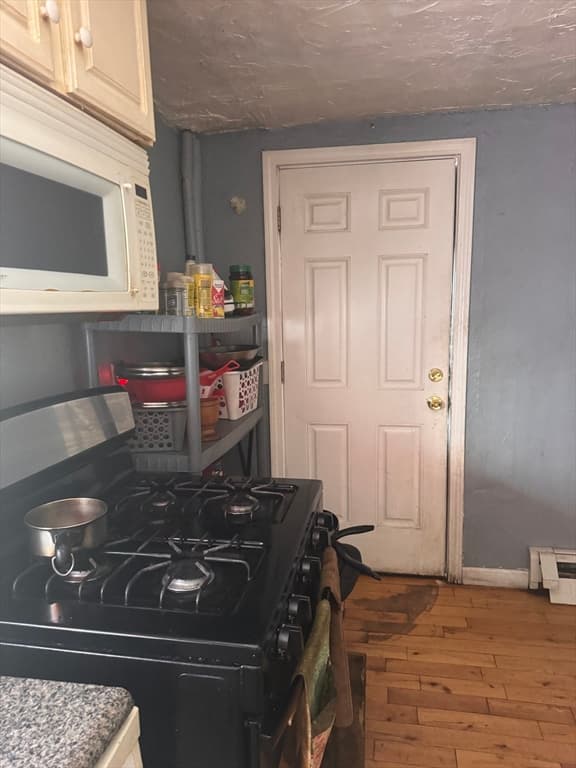 Single Family Residence at 18 Lawrence St, Brockton MA 02301, Brockton, photo 2 of 12