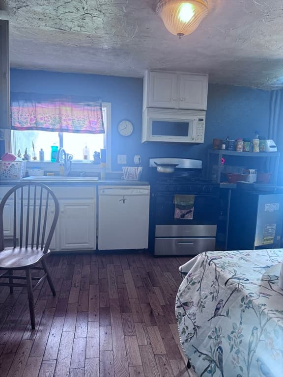 Single Family Residence at 18 Lawrence St, Brockton MA 02301, Brockton, photo 4 of 12