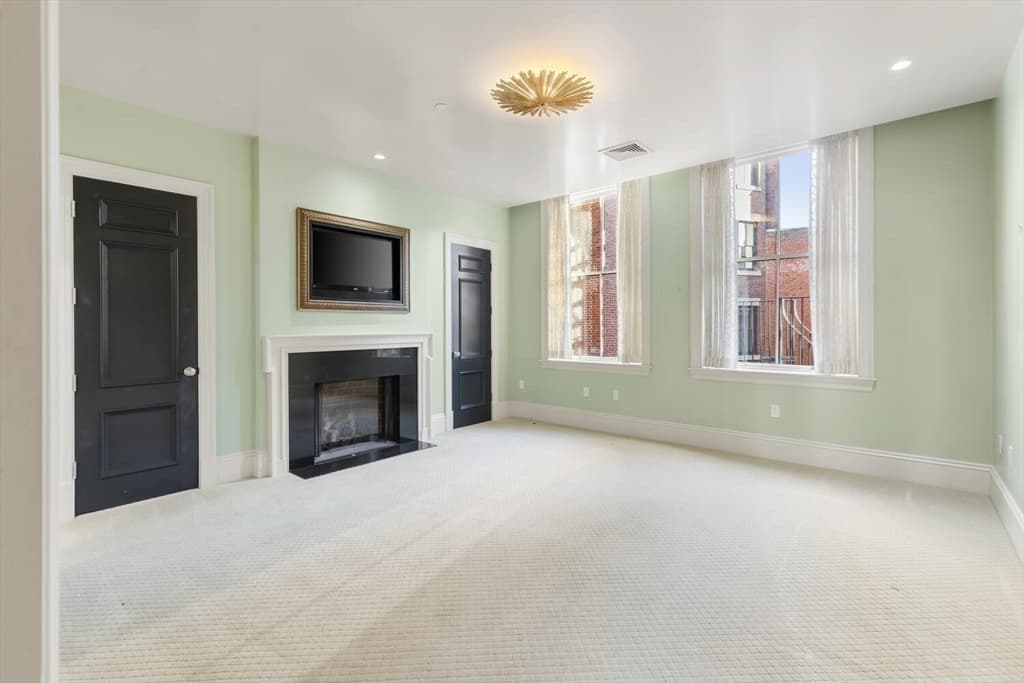 Condominium at 20 Beacon Street # 4, Boston MA 02108, photo 23 of 38