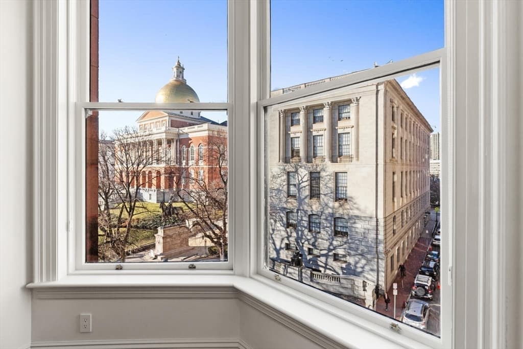 Condominium at 20 Beacon Street # 4, Boston MA 02108, photo 2 of 38