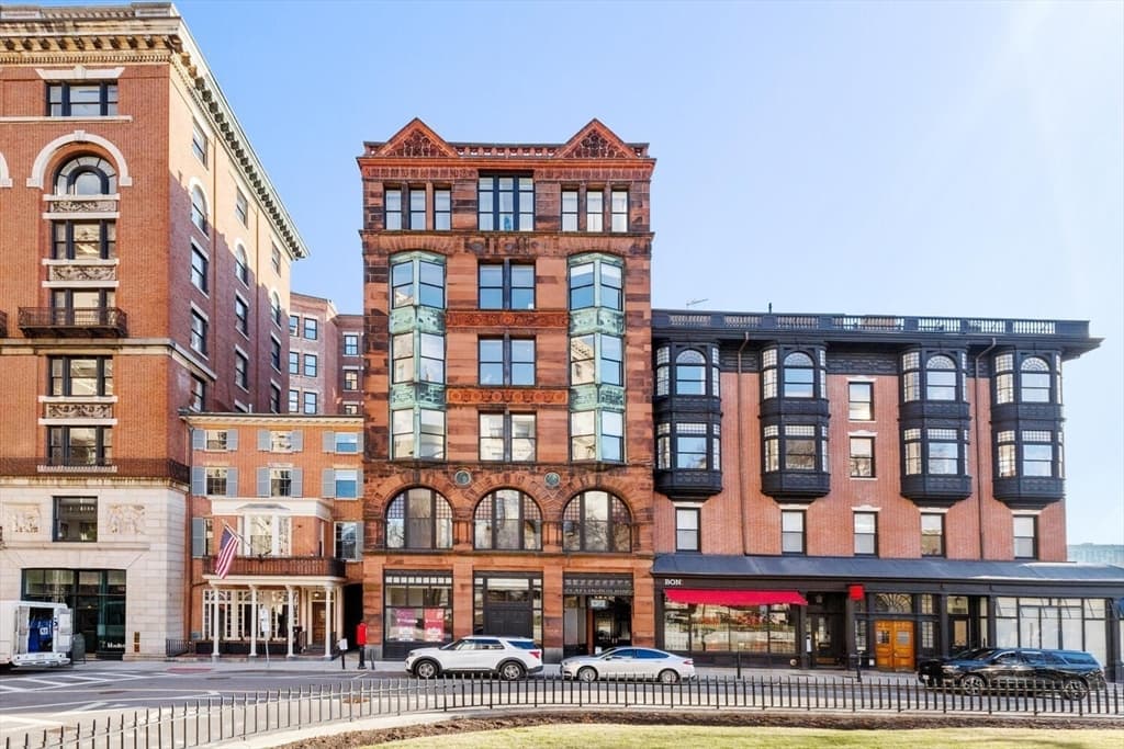 Condominium at 20 Beacon Street # 4, Boston MA 02108, photo 37 of 38