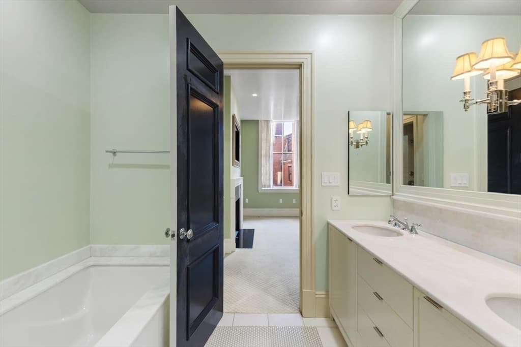 Condominium at 20 Beacon Street # 4, Boston MA 02108, photo 25 of 38