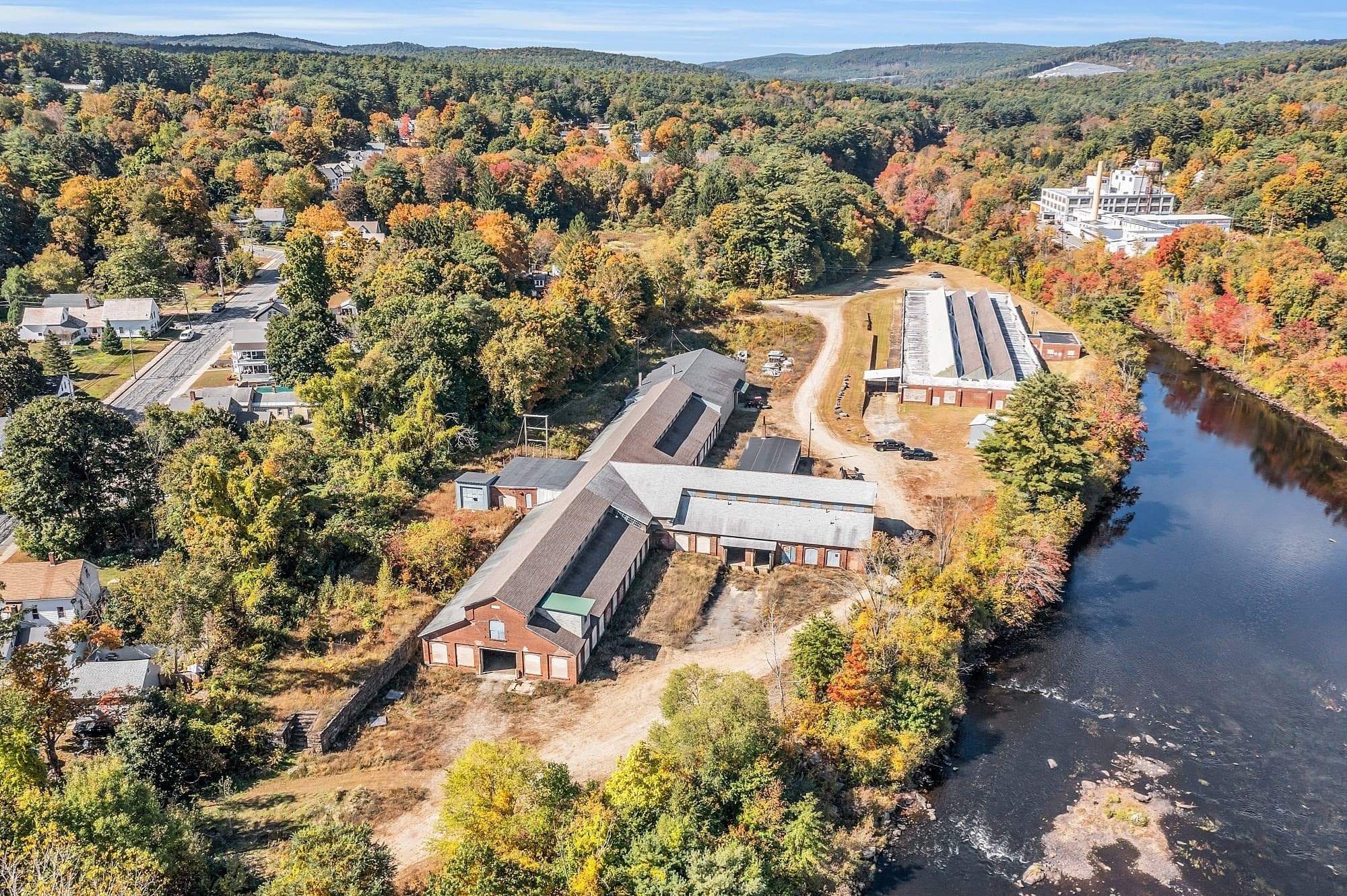 70 W River St, Orange MA 01364