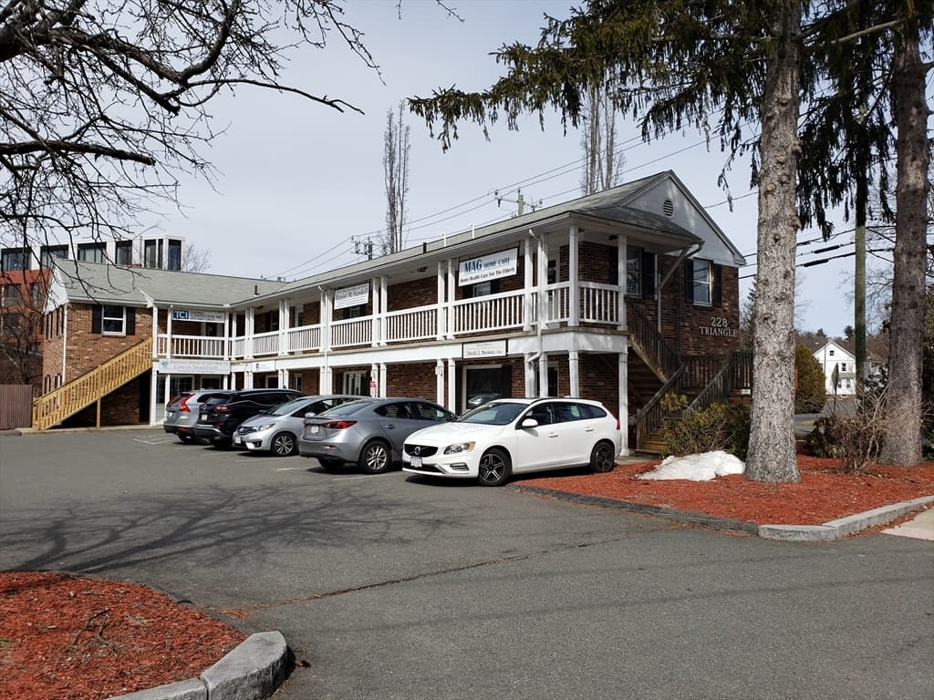 228 Triangle Street # 8, Amherst MA 01002