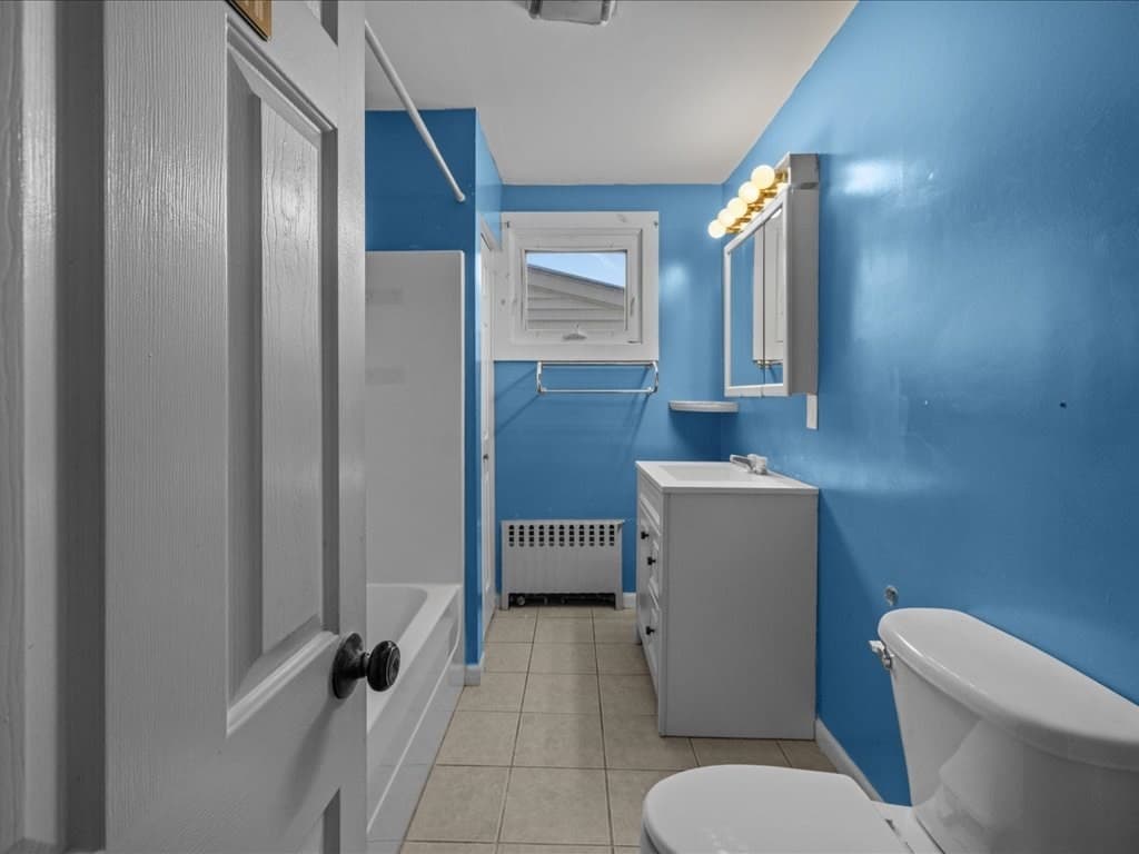 334 Fountain St, Fall River MA 02721 photo 9