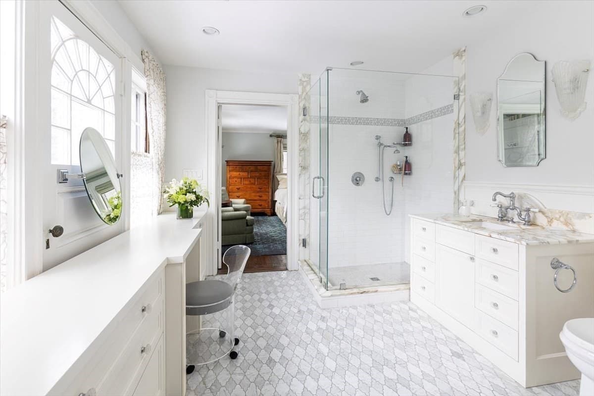 Single Family Residence at 394 Hammond St, Newton MA 02467, Newton, photo 12 of 24