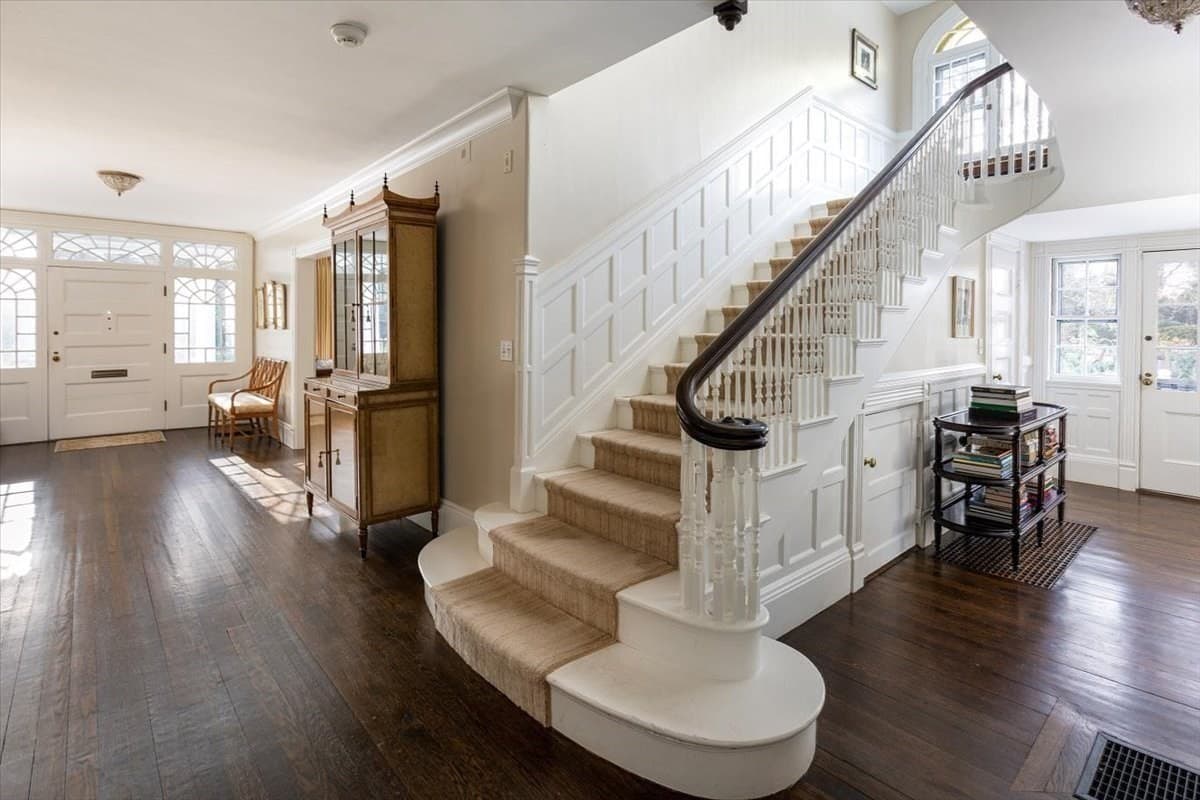 Single Family Residence at 394 Hammond St, Newton MA 02467, Newton, photo 10 of 24