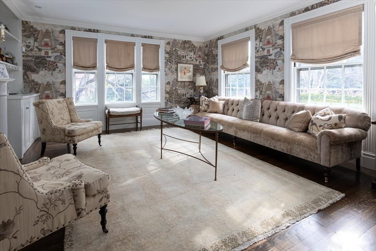 Single Family Residence at 394 Hammond St, Newton MA 02467, Newton, photo 4 of 24