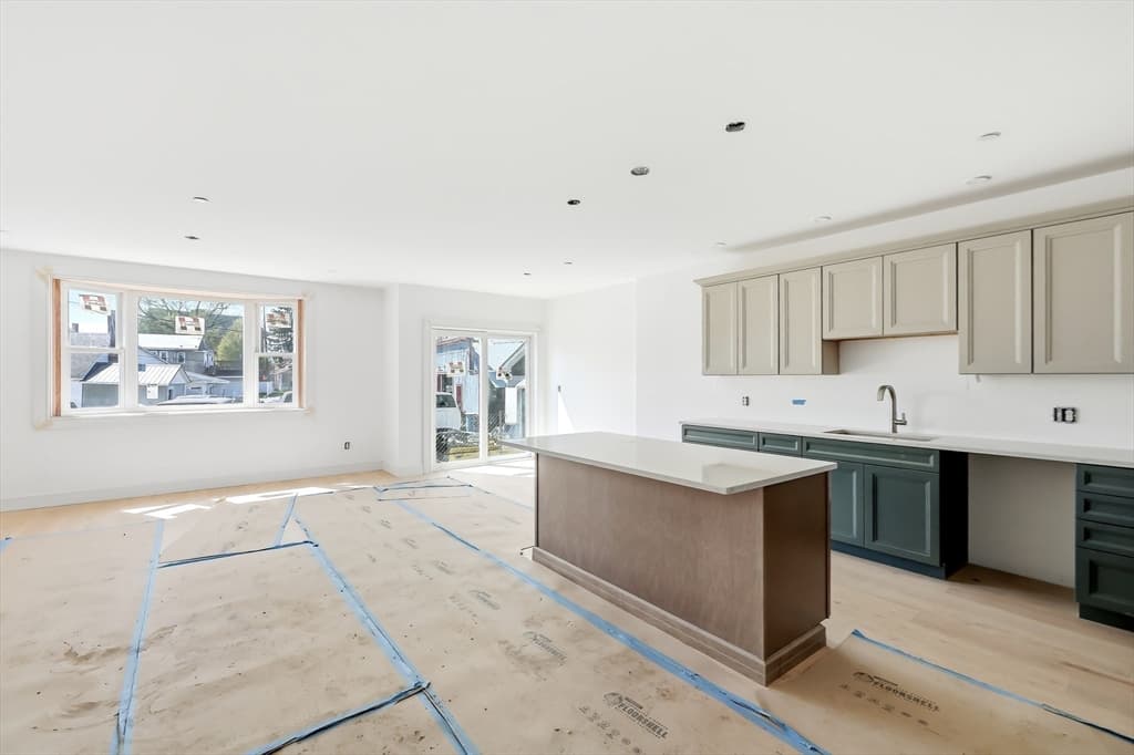 1 Elizabeth Lane # 1, Easthampton MA 01027 photo 8