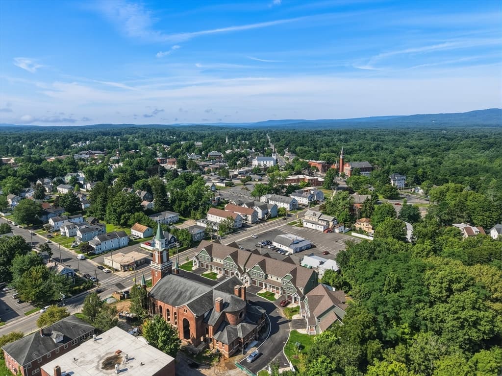 3 Elizabeth Lane # 3, Easthampton MA 01027 photo 42