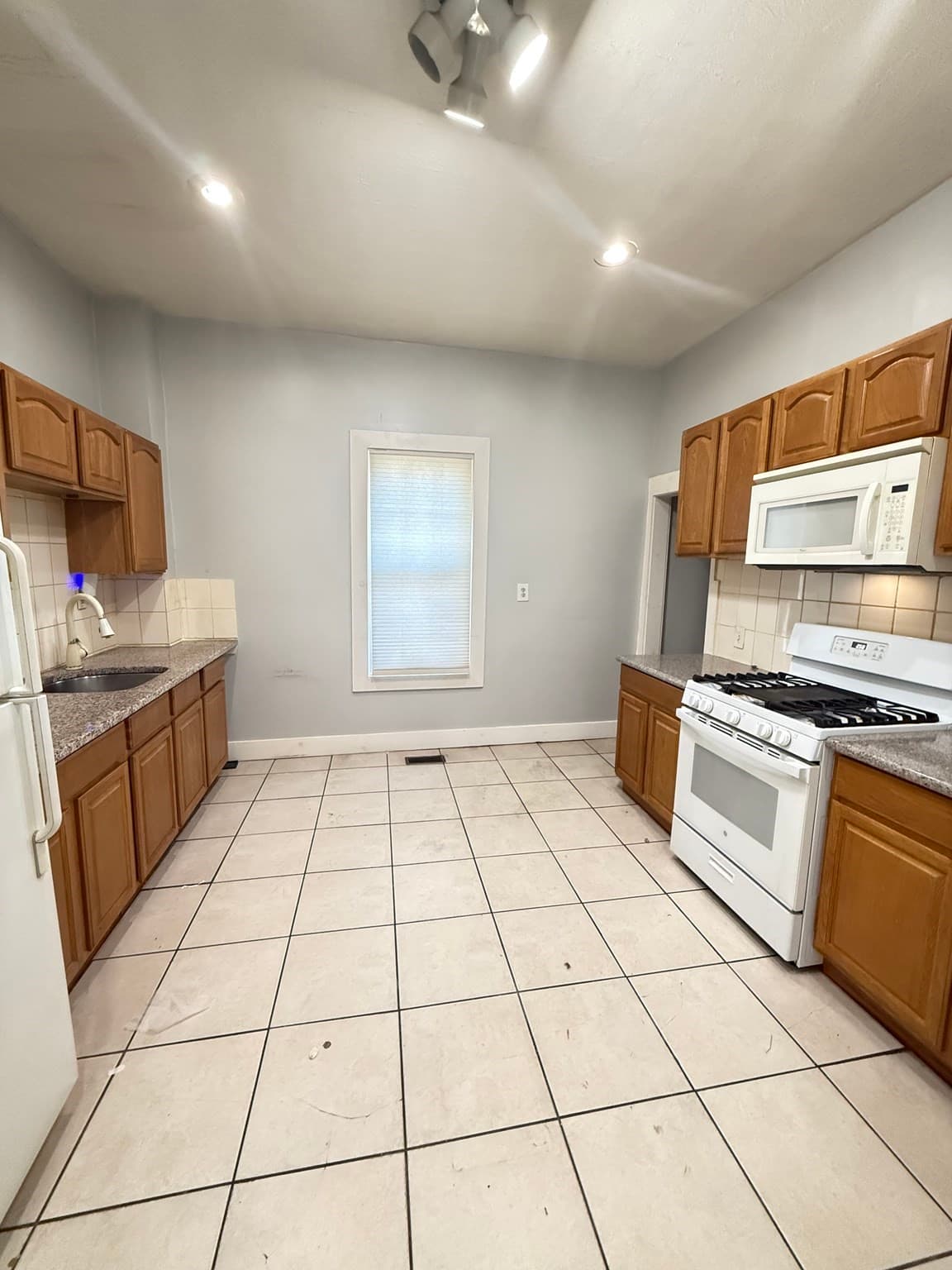 Multi Family at 60 Thetford Ave, Boston MA 02124, photo 11 of 11
