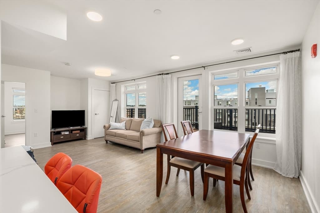 Condominium at 20 Penniman Rd # P3, Boston MA 02134, photo 5 of 22