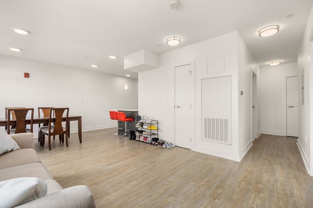 Condominium at 20 Penniman Rd # P3, Boston MA 02134, photo 9 of 22