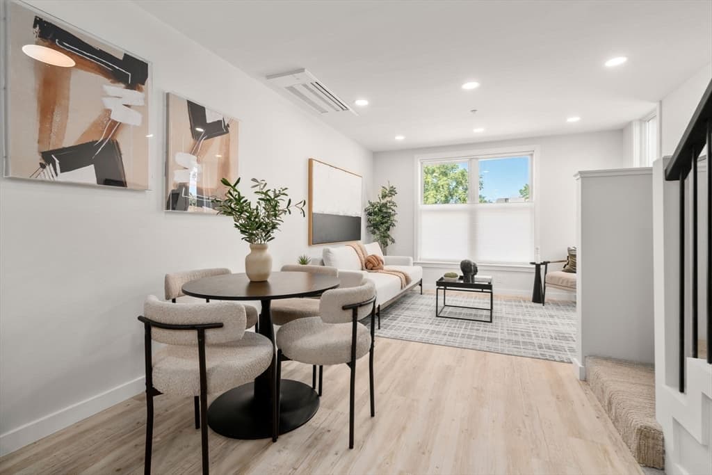 Condominium at 602 Canterbury # 10, Boston MA 02131, Boston, photo 3 of 16