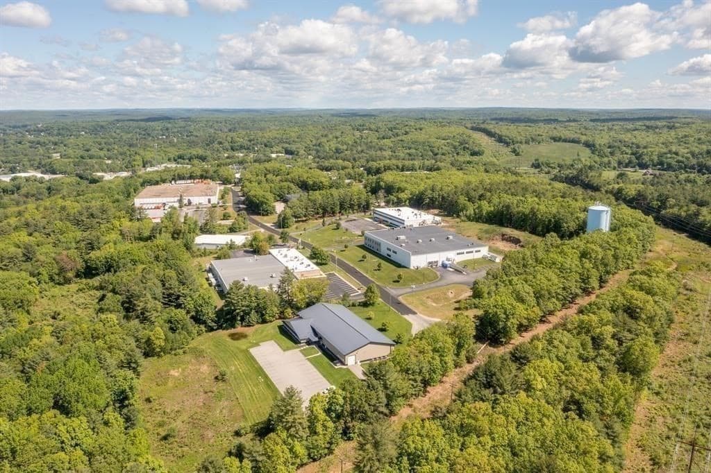 Commercial Sale at 51 Ridge Road, Putnam CT 06260, photo 13 of 31