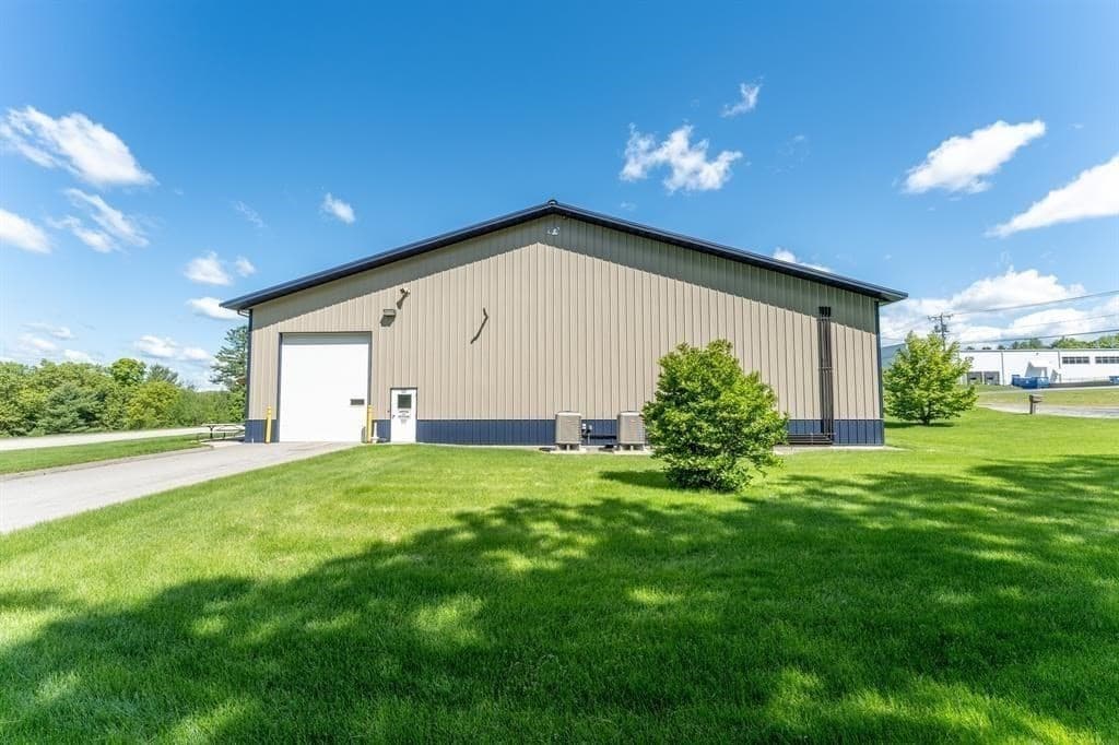 Commercial Sale at 51 Ridge Road, Putnam CT 06260, photo 3 of 31