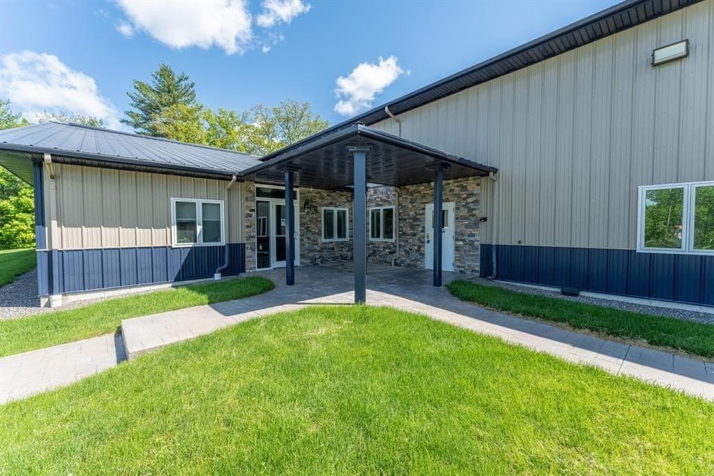 51 Ridge Road, Putnam CT 06260