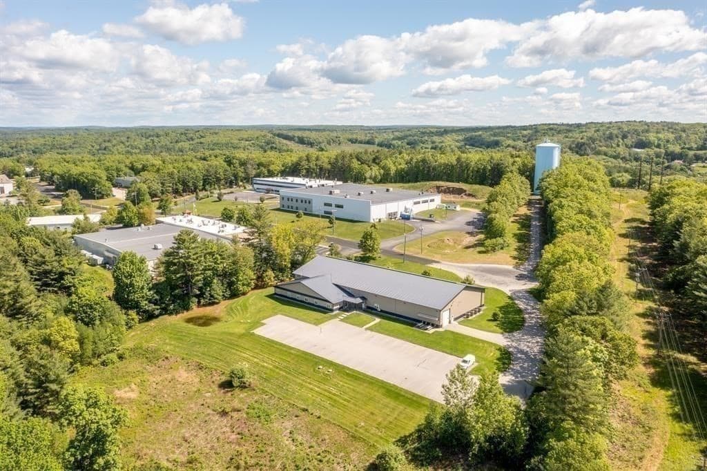 Commercial Sale at 51 Ridge Road, Putnam CT 06260, photo 15 of 31