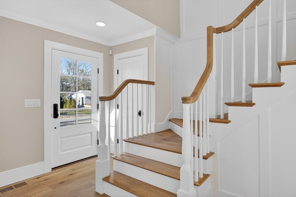 146 Scudder Rd, Barnstable MA 02655 photo 3