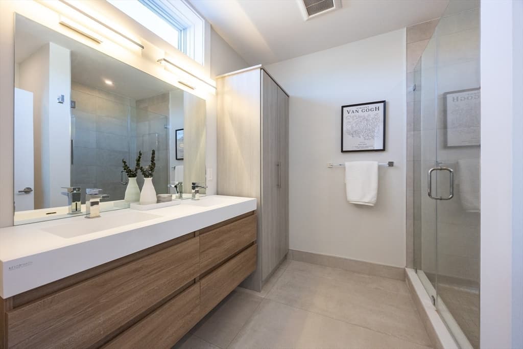 Condominium at 1 Loring Street # 3, Somerville MA 02143, photo 10 of 39