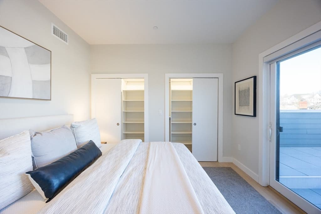 Condominium at 1 Loring Street # 3, Somerville MA 02143, photo 14 of 39