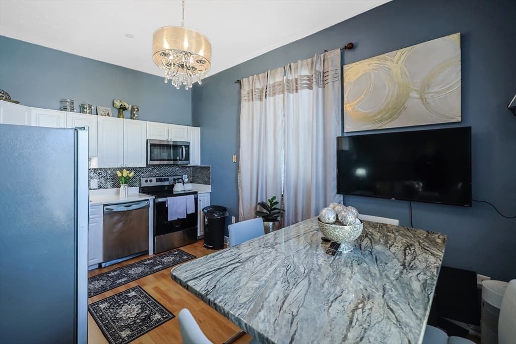 Condominium at 7 Main St # 203, Brockton MA 02301, Brockton, photo 11 of 26
