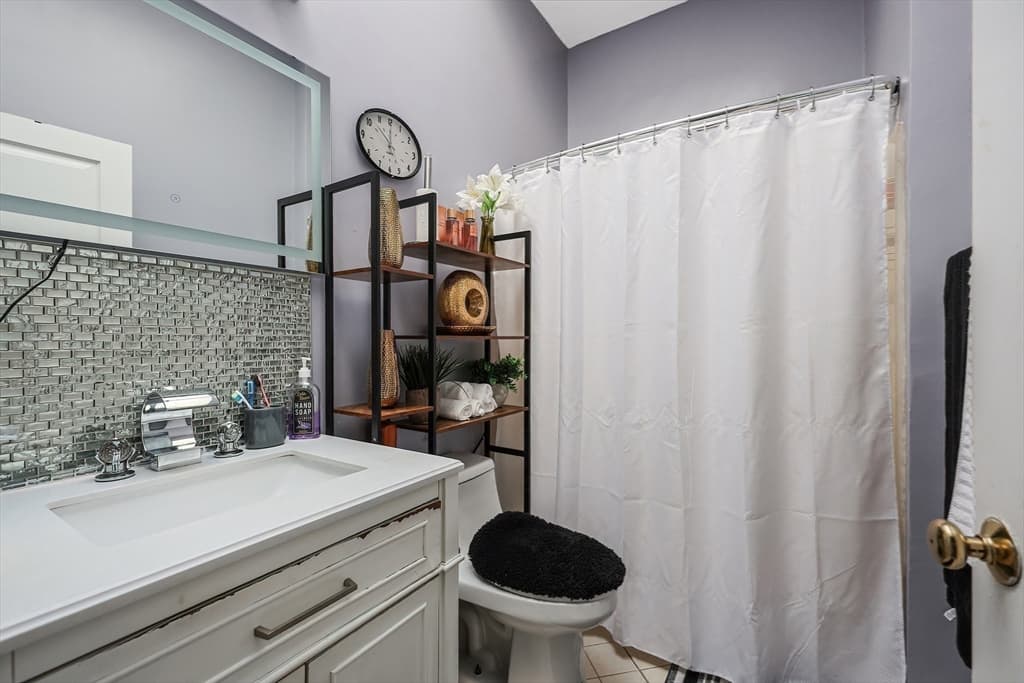 Condominium at 7 Main St # 203, Brockton MA 02301, Brockton, photo 19 of 26