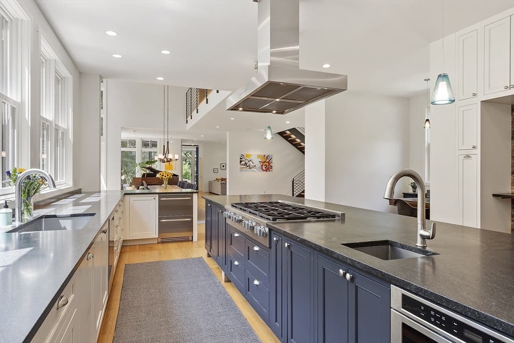 Single Family Residence at 9A Ashley Road, Southborough MA 01772, photo 5 of 42