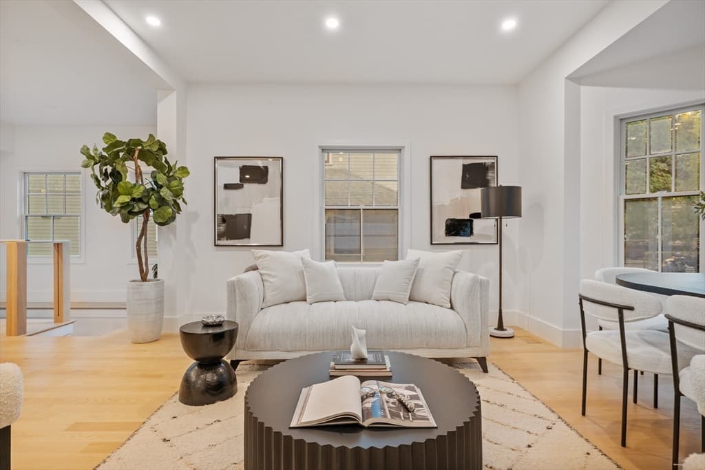 Condominium at 65 Francis # A, Brookline MA 02446, photo 7 of 35