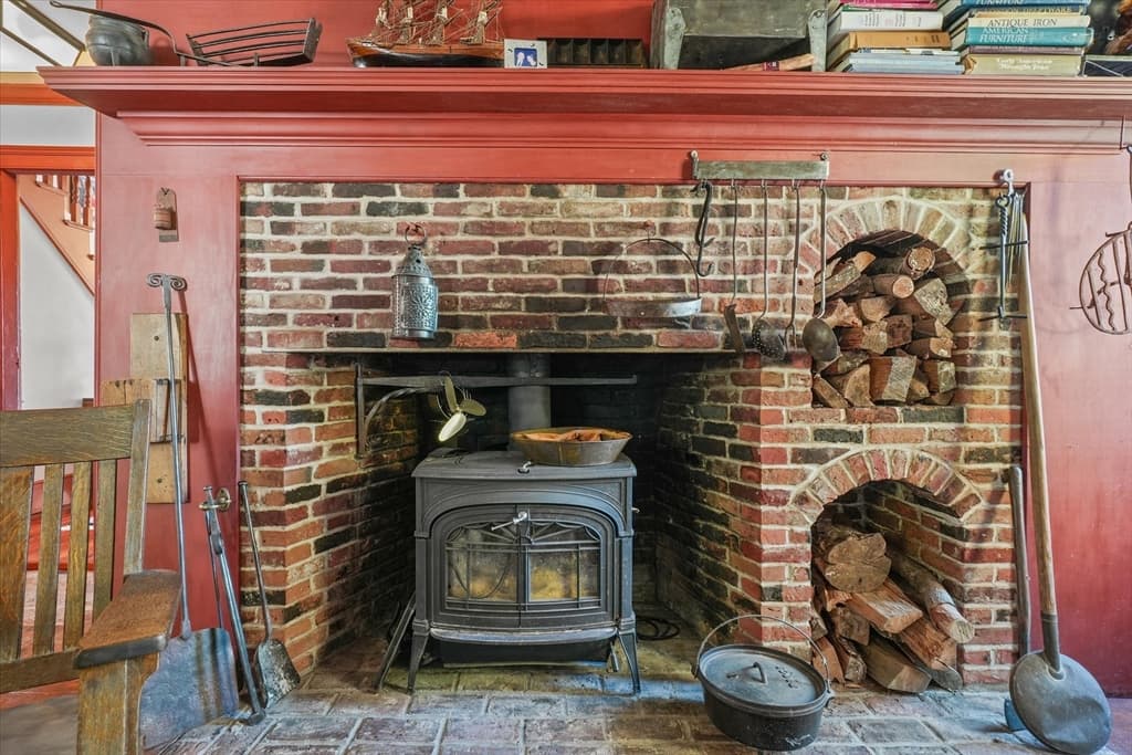 21 Sturbridge Rd, Brimfield MA 01010 photo 7