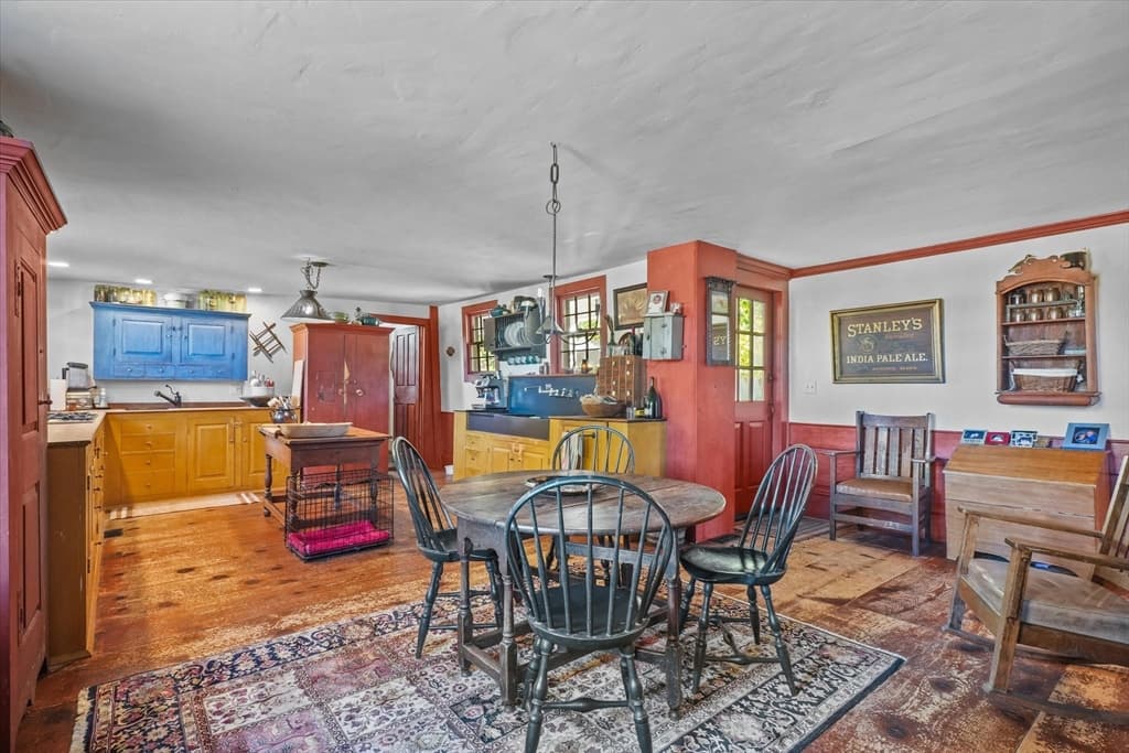 21 Sturbridge Rd, Brimfield MA 01010 photo 11
