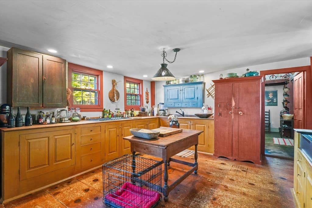 21 Sturbridge Rd, Brimfield MA 01010 photo 8