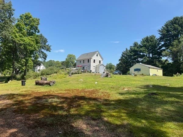 Residential at 26 Sprague Ave, Chelmsford MA 01824, photo 7 of 9