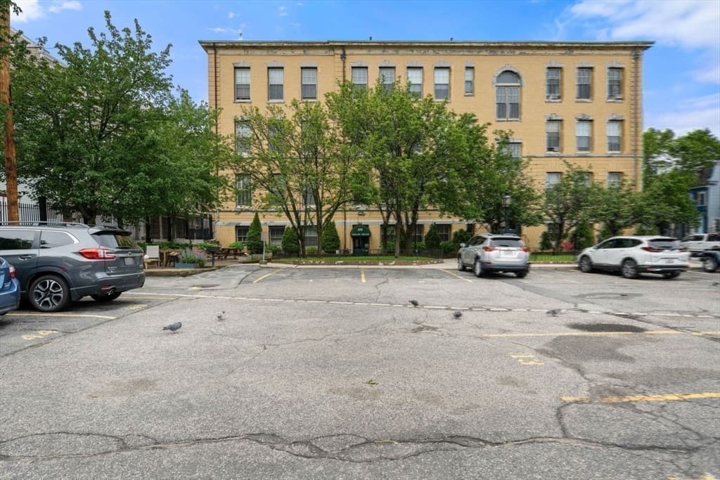 Condominium at 350 W 4th St # 103, Boston MA 02127, photo 6 of 25